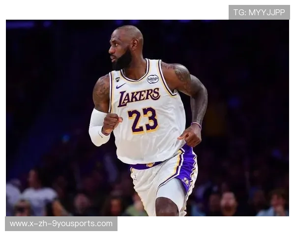詹姆斯关键时刻引领湖人逆转胜利，詹姆斯在湖人首秀全场回放